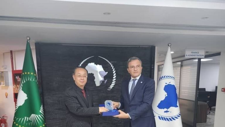 AFRIPOL receives the Ambassador of the People’s Republic of China to strengthen a strategic security partnership